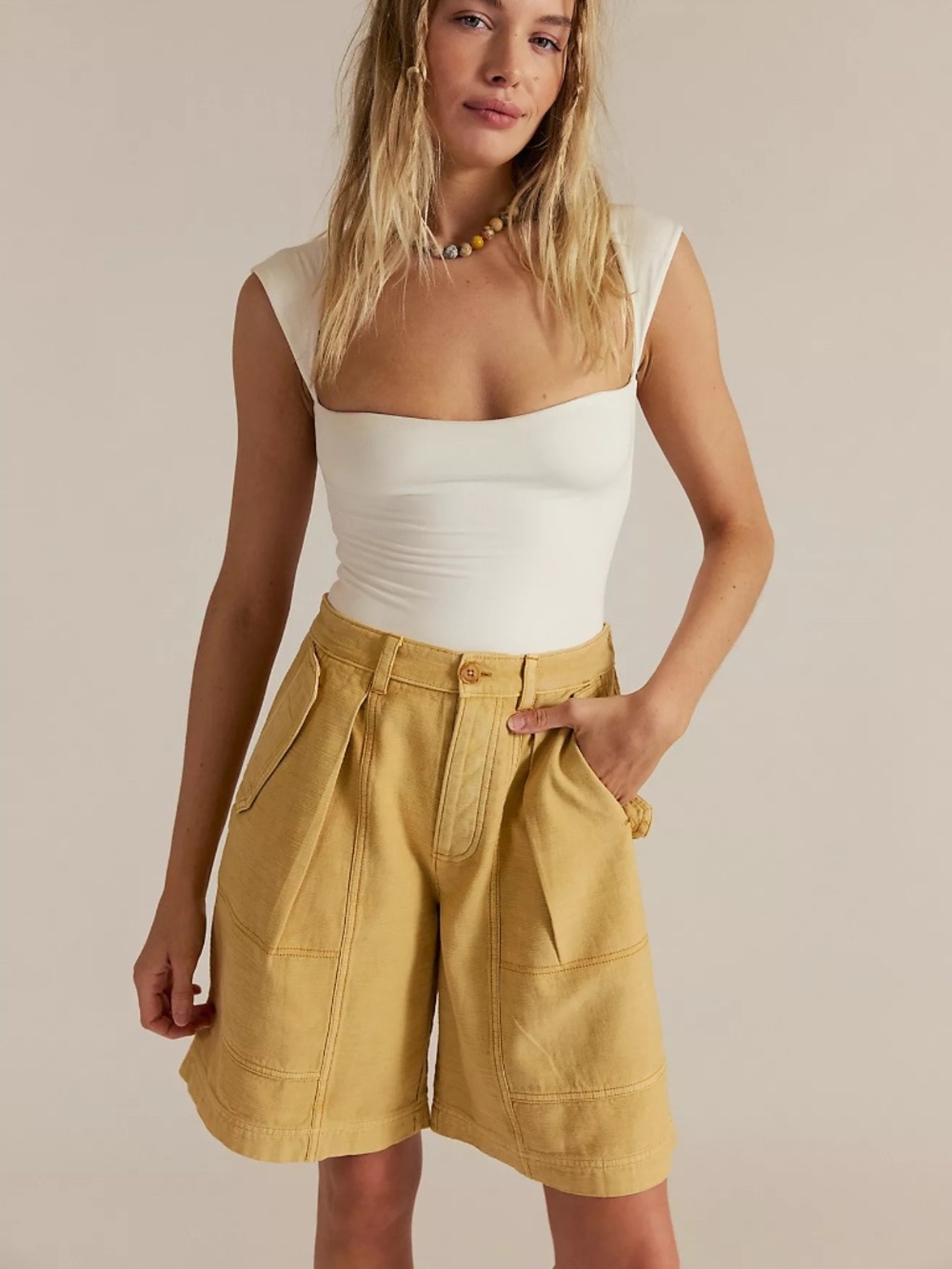 NWT  Free People Tybee Pleat Chino Shorts size small